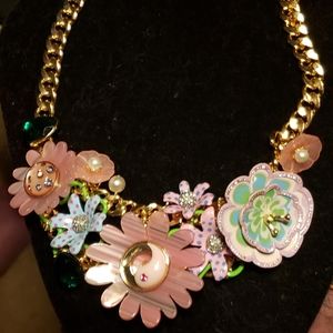 Betsey Johnson Bibb Drama Floral Statement Necklace.